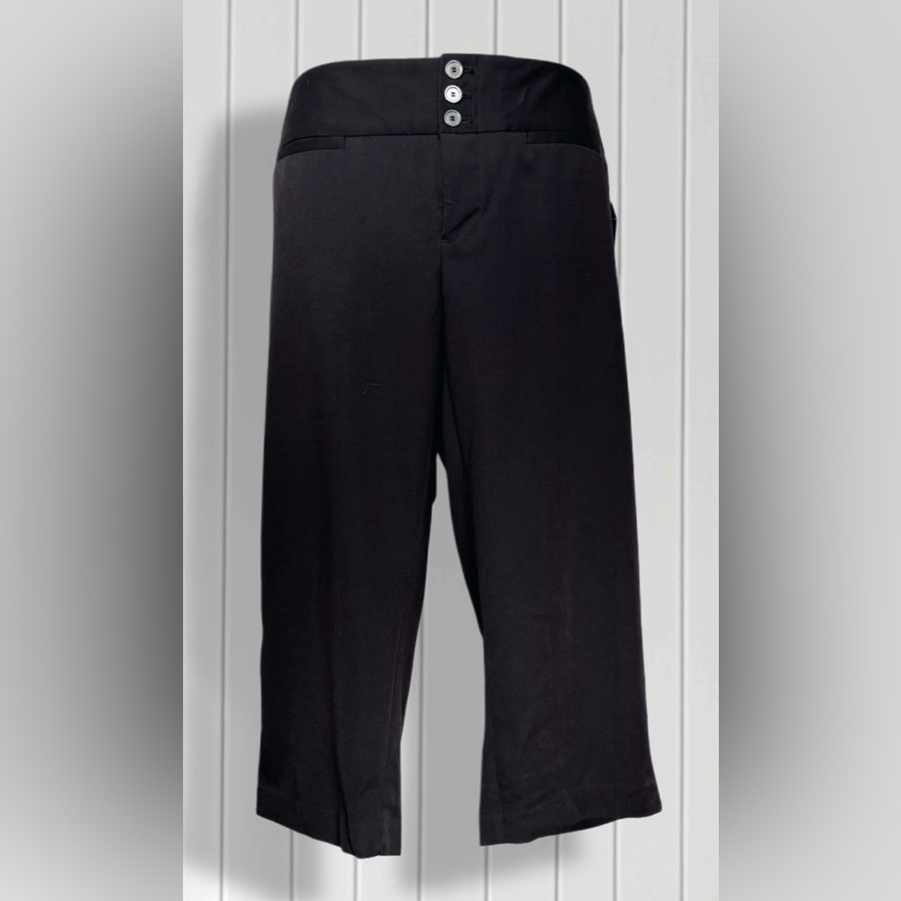 NWT Daisy Fuentes Black Wide WB Capri